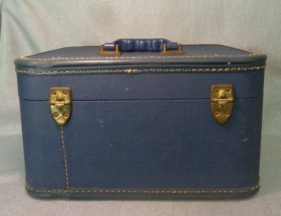 Vintage Crown Blue Train Case, Vintage Small Blue… - image 2