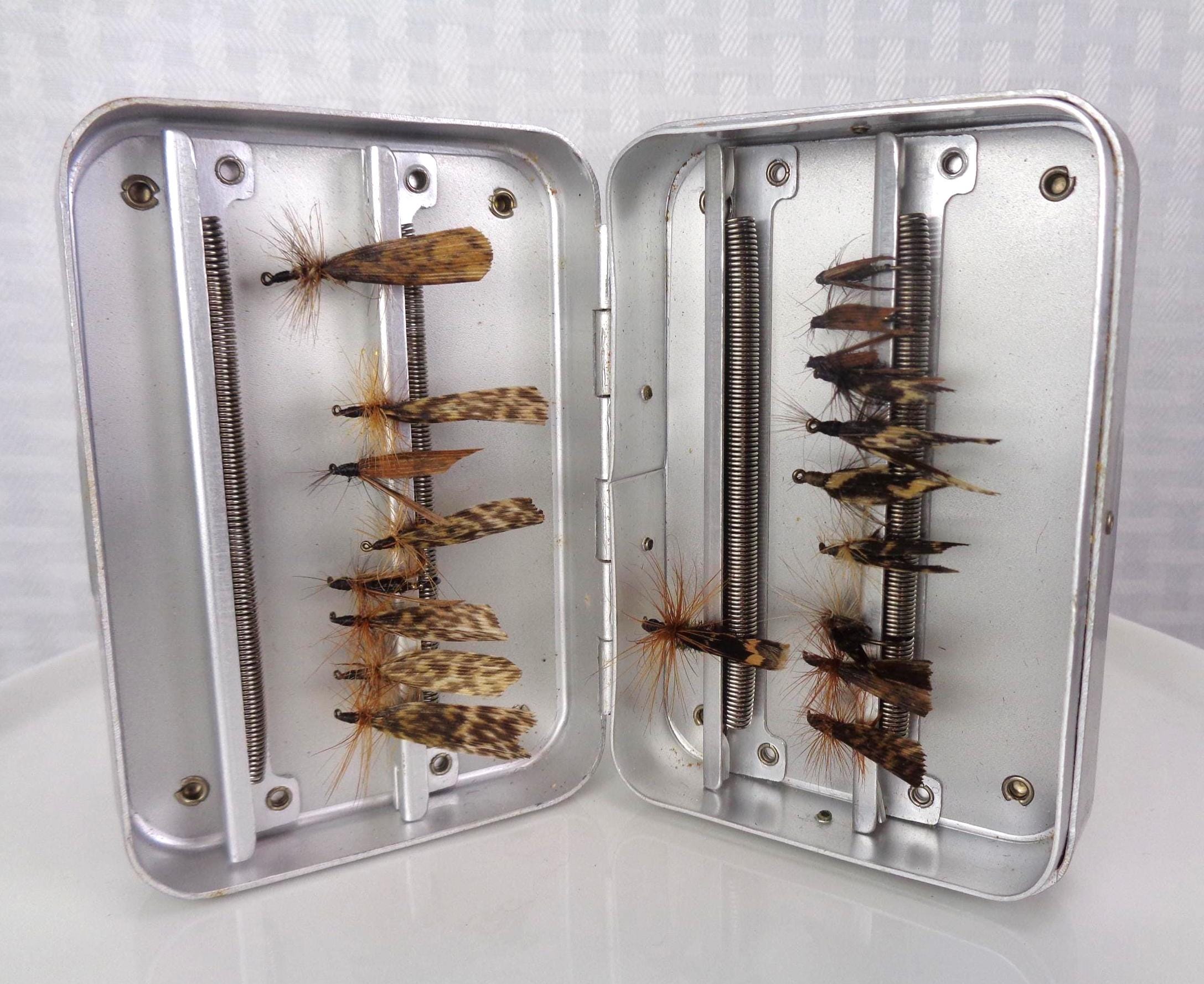 ウェットフライとWHEATLYフライボックスセット Wheatley Fly Boxes - Etsy