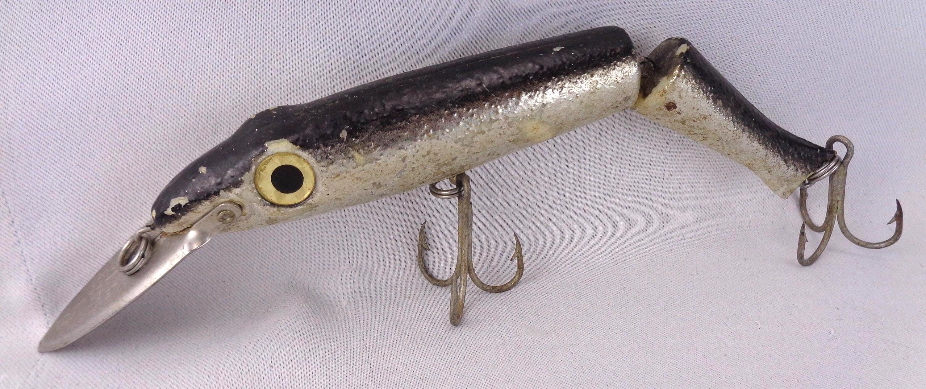 buckshot ice fishing lures Northland Buck-Shot Rattle Spoon 3-Pack Model:St. Aidan imitating jigging spoon pfs:hidden:hidden-product Little Debbie Christmas Tree