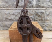 Antique Pulley, Vintage Cast Iron Pulley, Barn Hay Trolley Carrier, Rustic v, Farm Pulley, Vintage Pulley, Rustic Decor, Farm House Decor