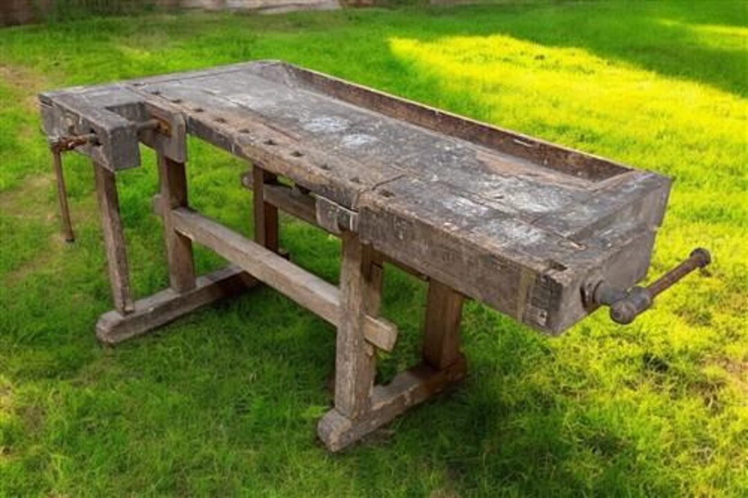 Rustic Working Table Rustic Work Table, Vintage Carpenter's Workbench, Woodworking Console ...