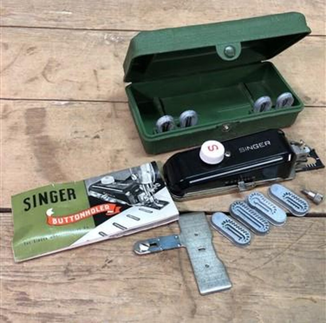 Singer Buttonholer 160506, Green Case Instructions 8 Templates, Vintage ...