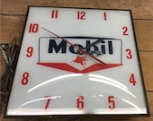 Mobil Oil Pegasus Lighted Pam Clock, Vintage Advertising Sign, Bubble Glass, Advertising Clock, Pam Clock, Lighted Clock, Vintage Clock