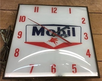 Mobil Oil Pegasus Lighted Pam Clock, Vintage Advertising Sign, Bubble Glass,