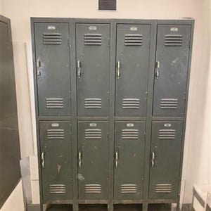 Small 3 Door Industrial School Gym Shop Old Metal Locker Small 3 Door Industrial School Gym Shop Old Metal Locker