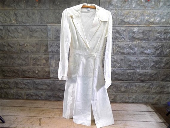Vintage 1940s White Nurse Uniform Dress Jacket, WW