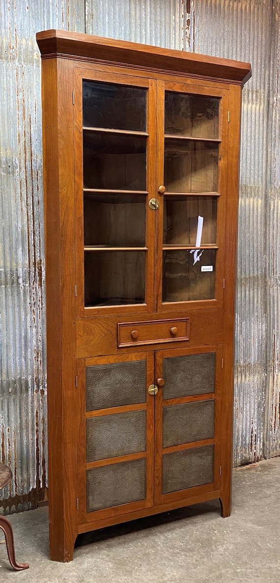 Corner hutch with glass doors deals