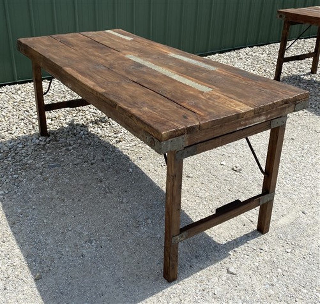 Vintage Distressed Wooden Folding Breakfast Table 33139