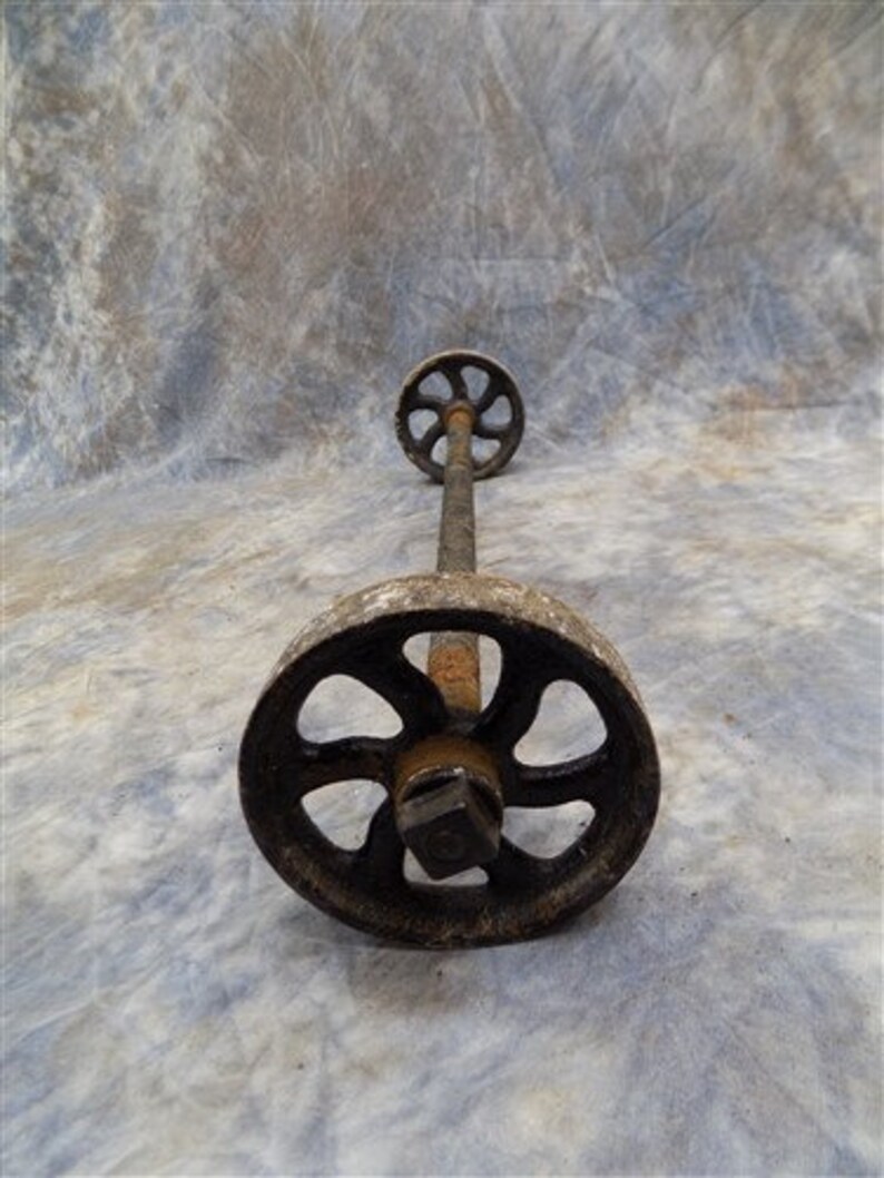 4 Factory Cart Wheels & 2 Axles Cast Iron Vintage Lineberry Etsy