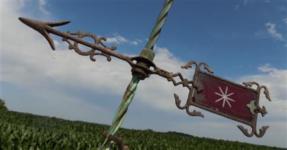 Weathervane Ruby Red Glass Tail Lightning Rod No Ball Arrow Pointer Vintage J,