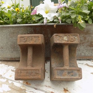 Pair 7 Lb Cast Iron Scale Weights Door Stop Paperweight Advertising Book Ends a, Platform Scale, Scale Weight, Vintage Weight