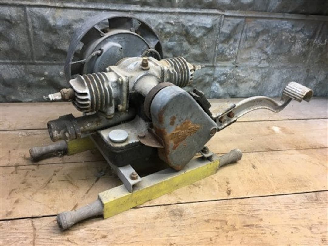 1941 Maytag Washing Machine Motor, Vintage Hit and Miss Gas Engine Ser