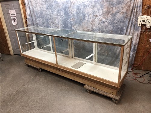 Vintage wood and glass Counter Display Case..jewelry....knives or memorabilia 
