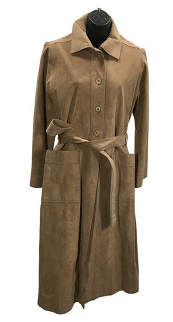 1960s Luxurious Womens Tan Suede Coat, Light Weigh