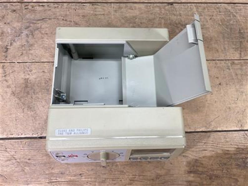 Multímetro digital Fluke 37, sin fuente de alimentación, radioaficionado clásico imagen 9