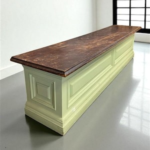 11&#39; Green Store Counter Display Table, Mercantile, Tavern Bar, Kitchen Island, Country Store Counter, Wooden Counter Cabinet
