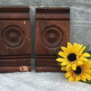 2 Plinth Blocks, Door Trim Molding Architectural Salvage, Wood Bullseye C38 Door Trim Corner Block, Vintage Wood Molding, Skirting Trim