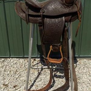 Big Horn Floral Tooled Saddle, 14&quot; Padded Seat P483, Ranch Farm Decor H Decorative Horse Saddle, Vintage Western Saddle