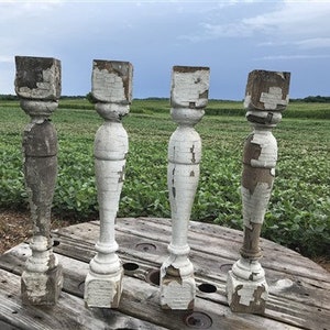 4 Balusters Painted Wood Architectural Salvage Spindles Porch House Trim T, Vintage Wood Spindles, Wooden Balusters, Rustic Farmhouse