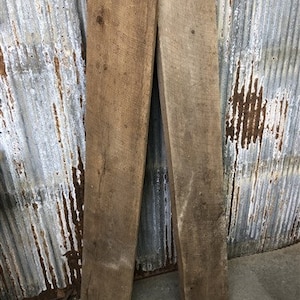 2 Barn Wood Reclaimed Planks, Wall Siding Boards, Lumber Floating Shelf A40 Wall Paneling, Reclaimed Wood Accent Wall, Farmhouse Décor