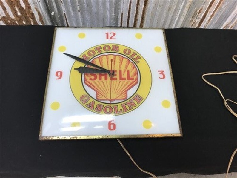 Shell Motor Oil Clock Gas Station Lighted Pam Clock Vintage Etsy