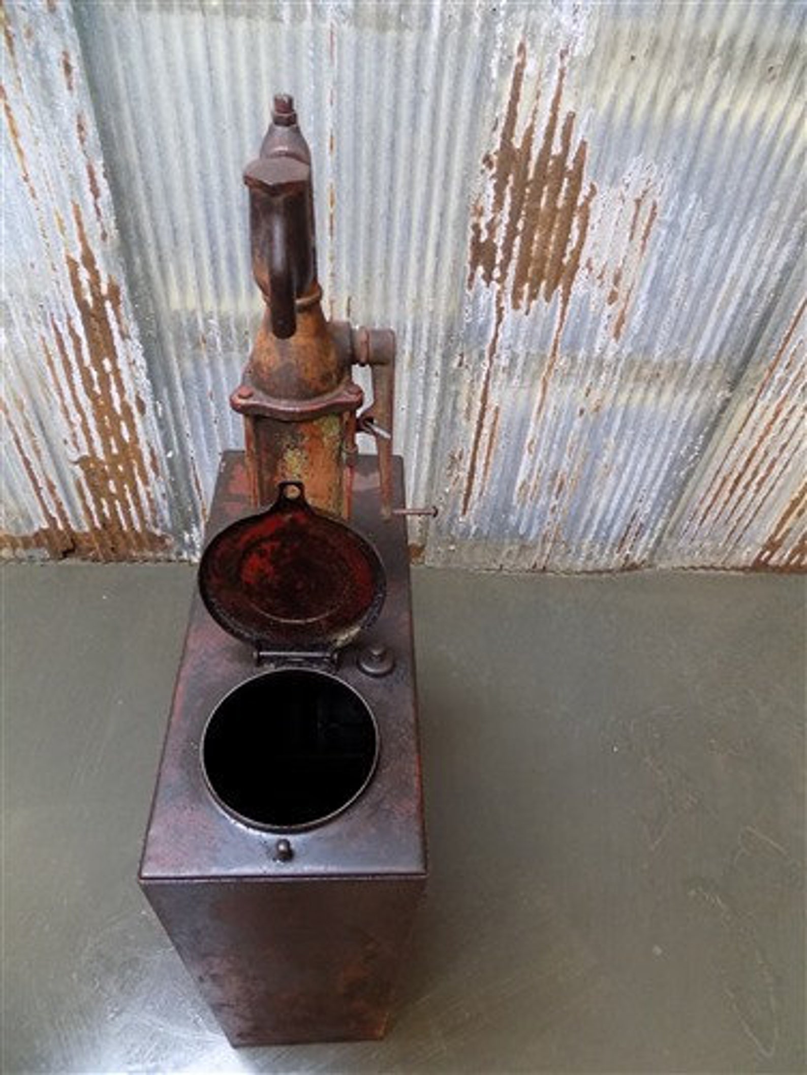 Vintage Oil Lubester Pump Dispenser With Hand Crank Texaco Etsy