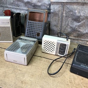Sanyo Vintage Radio - Etsy