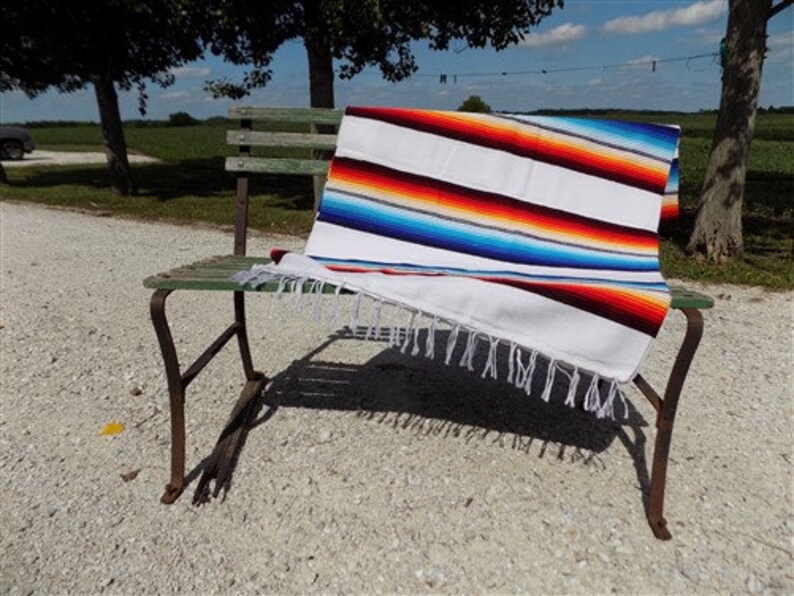 84 x 60 Saltillo Serape Southwestern Blanket Indian Mexican Rug Throw Blanket e Saltillo Blanket Southwest Fringe Blanket Throw