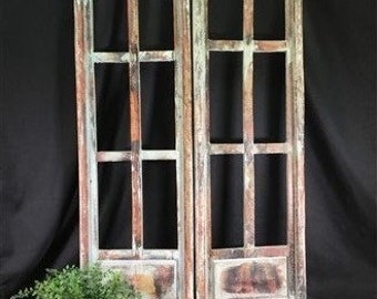 Blaues Paar Holzfensterrahmen Fensterläden, Distressed Bauernhaus Fensterwanddekor, Holzfensterläden im Vintage Stil, Wandbehang Fensterdekor