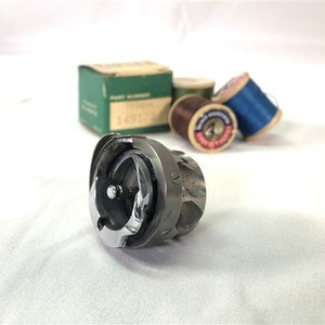 Singer Sewing Machine Hook & Bobbin Case Assembly, Singer Part B, Original Singer Simanco Hook Assembly Singer 251-12 Machine