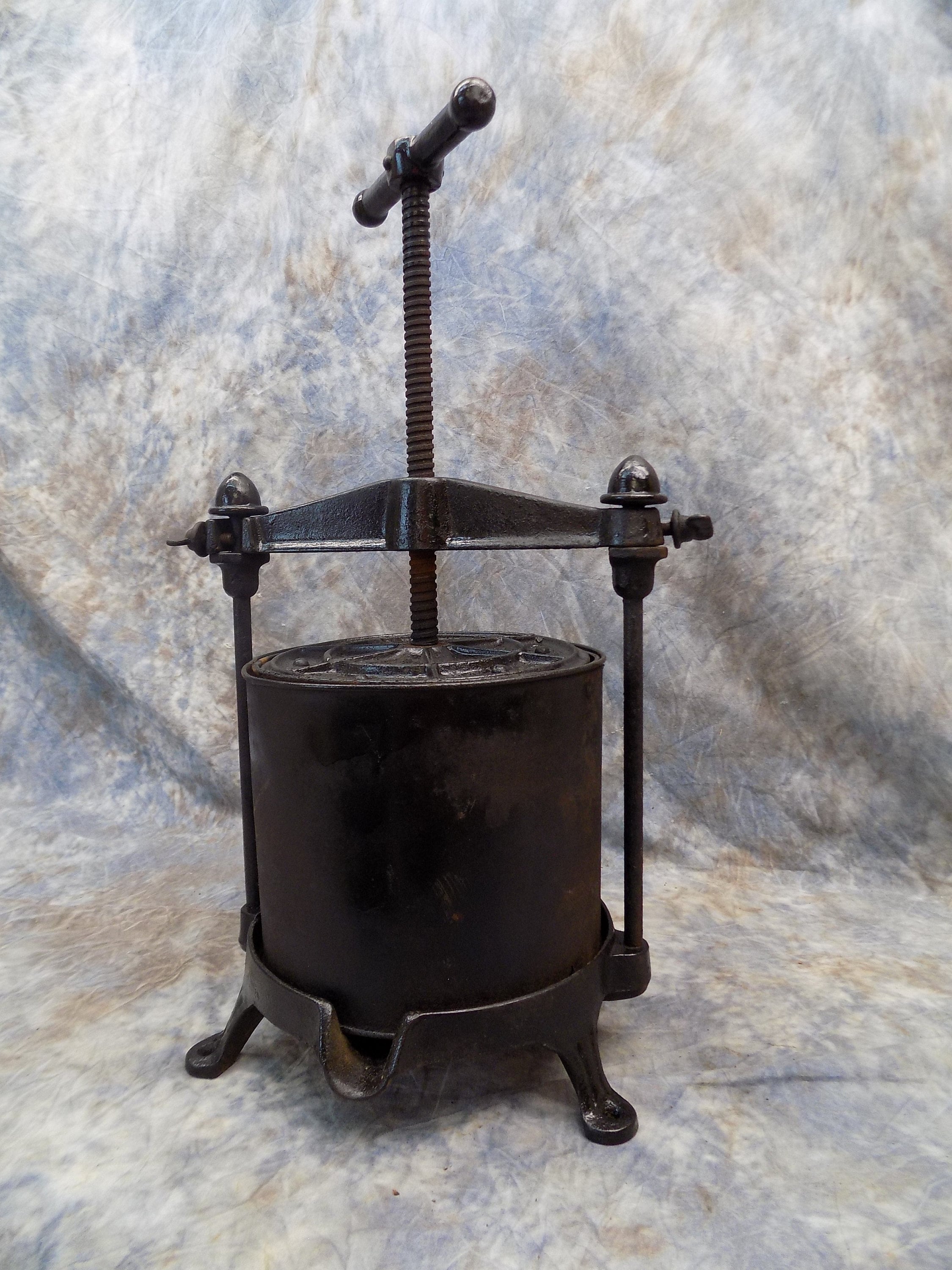 No 3 Griswold 10 Quart Lard Press Sausage Stuffer Wine Fruit Etsy