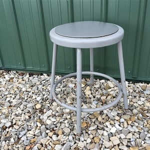 Industrial Gray Metal Drafting Stool Round Adjustable Metal Factory Stool a, Rustic Bar Stool Chair, Work Shop Stool Machine Age Stool