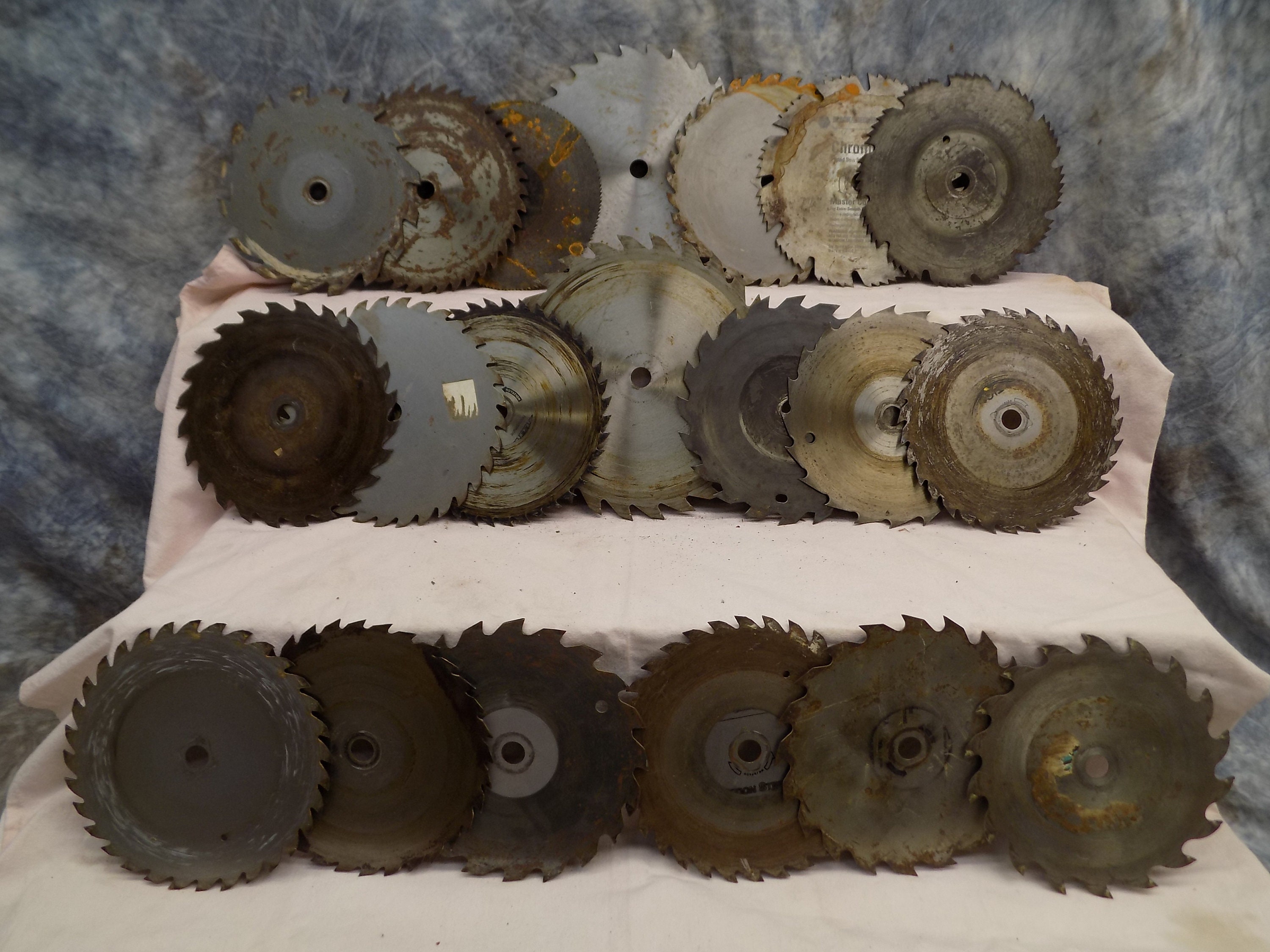 20 Circular Buzz Saw Blades Vintage Saw Mill Industrial Age Etsy