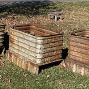 3 Cast Iron Wash Tubs Washer, Garden Flower Pots, Soda Ice Cooler, Feeder Trough, Water Trough, Cast Iron Tubs with Legs