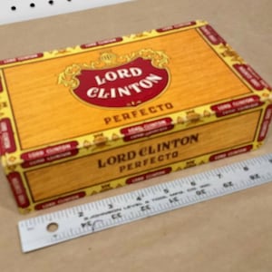 Lord Clinton Perfecto Cigar Box