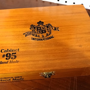 Cuesta Rey Cabinet #95 Wooden Cigar Box
