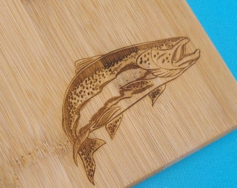 Bamboo Cutting Board - Fish detail - Jumping Trout