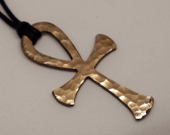 Brons egyptiskt kors Ankh-hänge, säljs med smyckesnöre