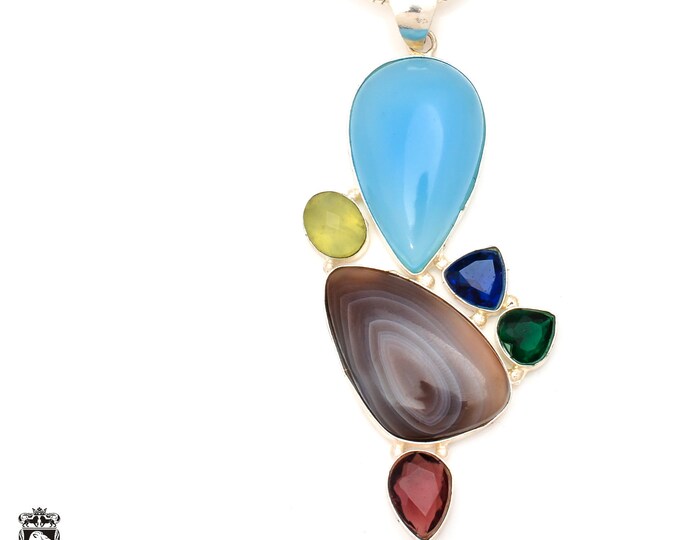 Chalcedony Banded Agate  Pendant & FREE 3MM Italian Snake Chain P7020