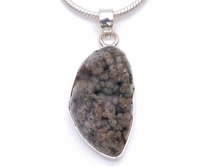 Grape Agate Fine 925 Sterling Silver Pendant & FREE 3MM Italian 925 Sterling Silver Chain P6364