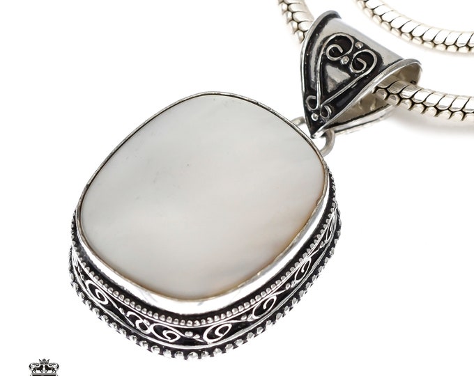MOTHER of PEARL Shell Pendant & FREE 3MM Italian 925 Sterling Silver Chain V1156