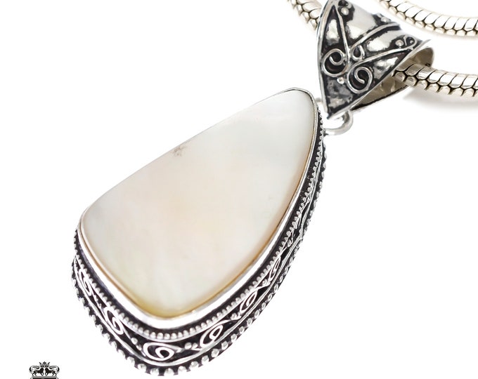 MOTHER of PEARL Shell Pendant & FREE 3MM Italian 925 Sterling Silver Chain V1149