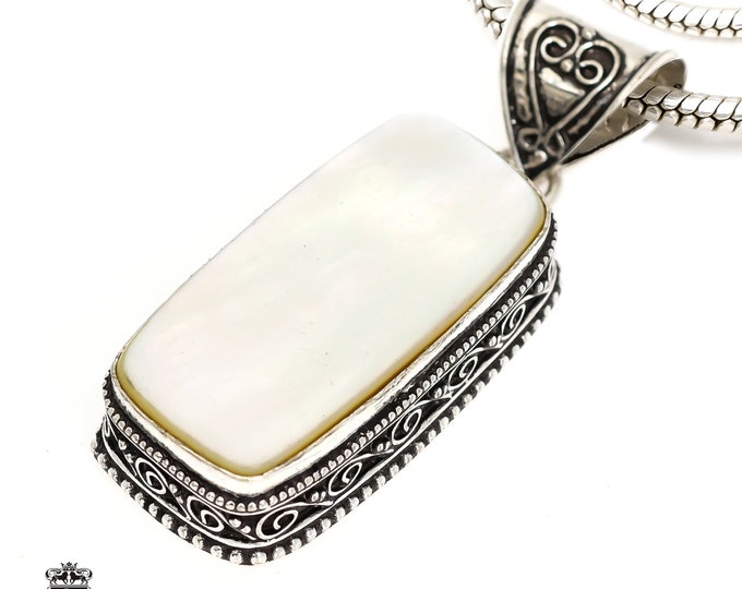 MOTHER of PEARL Shell Pendant & FREE 3MM Italian 925 Sterling Silver Chain V1147