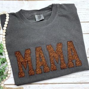 Comfort Colors Mama Shirt, Embroidered Mama Shirt, Applique Short Sleeve Shirt, Simple Mama Top, Gift for Mom, Mama Tee, Pregnancy Reveal