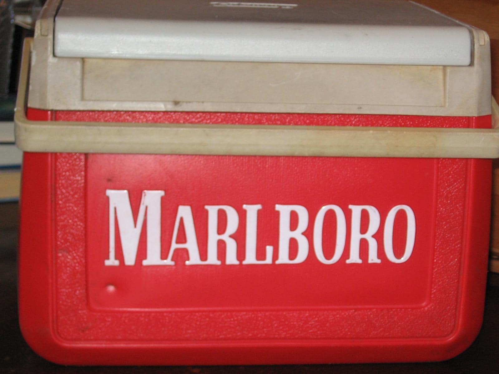 Vintage Marlboro Red/white Cooler - Etsy