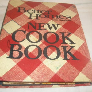 Vintage Better Homes And Garden New Cookbook/Vintage Cookbooks/Better Homes And Garden Ring Bound Edition Cookbooks