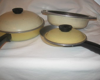 Club Cast Aluminum Three Yellow Club Skillets With Lids/Club Medium Yellow Frying Pan W/Lid/Casserole Pan/Club Small Yellow Frying Pan W/Lid