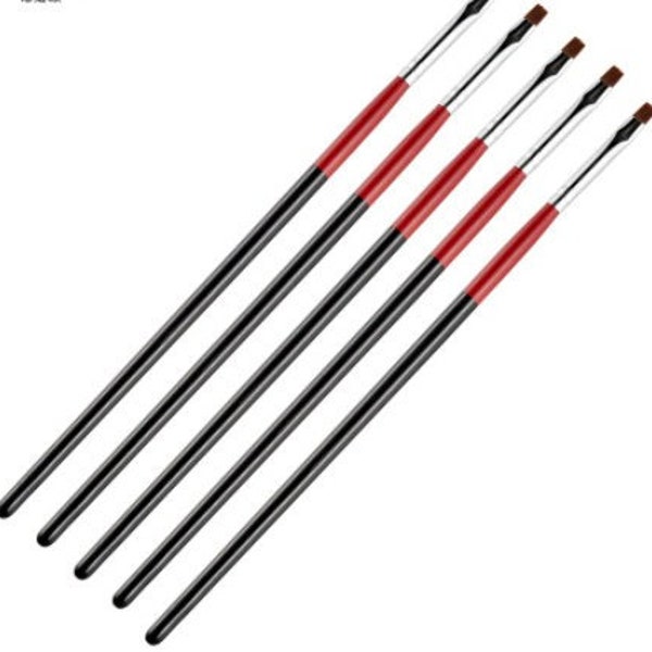 Red and Black Thin Flat Nail Art Brush (1pc)