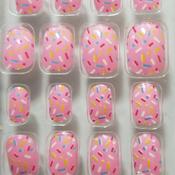 JR Kids Sprinkles Print Novelty Round Press On/Glue On Nails (24 Count) DIY Mani Kit