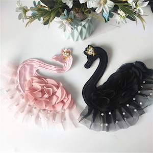 beaded chiffon 3D applique,pink black swan cloth sticker,Sew-on Patches For Dress Supplies,For Dress DIY (86-93)